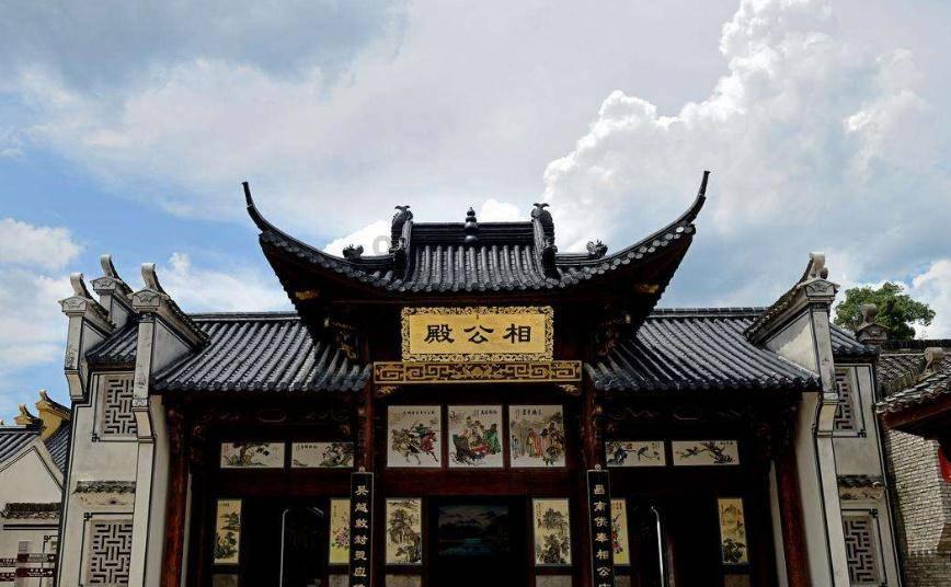 香格里拉市人民政府关于规范管理哈巴雪山登山活动的通告